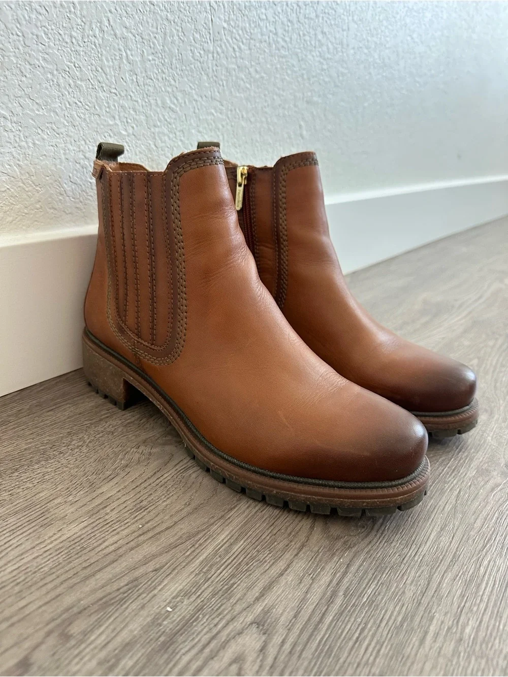 Women’s Camel Brown Pikolino boot